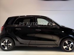 Schwarz Gebraucht 2021 Smart ForFour Electric Drive Kleinwagen | 9.998 € (Fairer Preis)