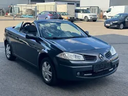 Grau Gebraucht 2007 Renault Mégane Cabriolet Cabrio | 1.650 € (Fairer Preis)