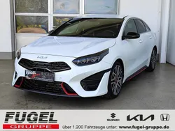 (hw2) deluxeweiss met. Gebraucht 2024 Kia ProCeed Comfort Kleinwagen | 31.999 € (Fairer Preis)