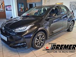 Mysticschwarz Gebraucht 2022 Toyota Yaris Team Limousine | 16.950 € (Fairer Preis)