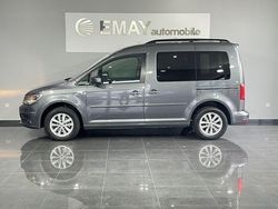 Grau Gebraucht 2018 VW Caddy Comfortline Van / Kleinbus | 16.498 € (Teuer)