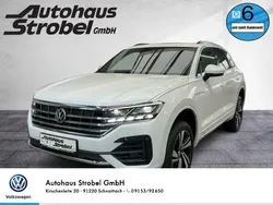 Oryxweiß perlmutteffekt Gebraucht 2019 VW Touareg R-line SUV | 52.000 €