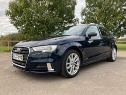 Blau Gebraucht 2019 Audi A3 Sport Limousine | 16.900 € (Guter Preis)