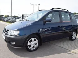 Blau Gebraucht 2004 Hyundai Matrix Van / Kleinbus | 3.999 € (Teuer)