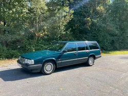 Grün Gebraucht 1995 Volvo 945 Kombi | 3.199 €