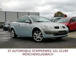 Silber Gebraucht 2004 Renault Mégane Cabriolet Cabrio | 990 € (Etwas zu teuer)