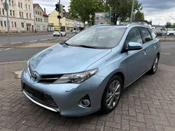Blau Gebraucht 2014 Toyota Auris Touring Sports Executive Kombi | 11.800 € (Fairer Preis)