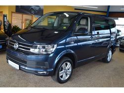 Blau Gebraucht 2018 VW Multivan Van / Kleinbus | 31.880 € (Etwas zu teuer)