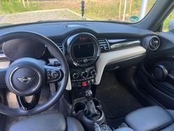 Grau Gebraucht 2020 Mini ONE Kleinwagen | 13.500 € (Fairer Preis)