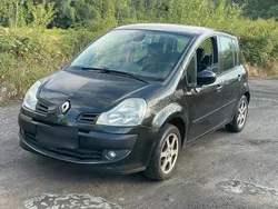 Schwarz Gebraucht 2010 Renault Modus Van / Kleinbus | 1.600 € (Guter Preis)
