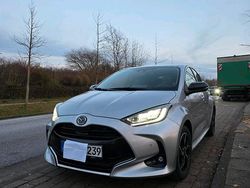 Silber Gebraucht 2023 Mazda 2 Kleinwagen | 19.999 € (Superpreis)