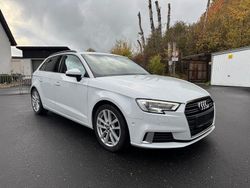 Weiß Gebraucht 2017 Audi A3 Sport Limousine | 14.900 € (Guter Preis)