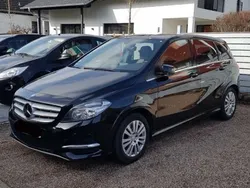 Schwarz Gebraucht 2014 Mercedes B200 Van / Kleinbus | 9.200 € (Fairer Preis)