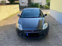Grau Gebraucht 2009 Fiat Bravo Emotion Kleinwagen | 3.200 € (Fairer Preis)