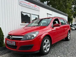 Rot Gebraucht 2005 Opel Astra Kombi | 999 € (Superpreis)