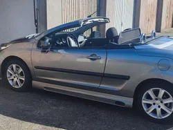 Andere außenfarben Gebraucht 2007 Peugeot 207 CC Platinum Cabrio | 3.900 € (Fairer Preis)