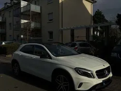 Weiß Gebraucht 2014 Mercedes GLA200 SUV | 16.600 € (Fairer Preis)