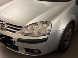 Silber Gebraucht 2006 VW Golf V Limousine | 2.149 € (Fairer Preis)
