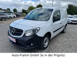 Weiß Gebraucht 2019 Mercedes Citan 109 Van / Kleinbus | 13.990 € (Etwas zu teuer)