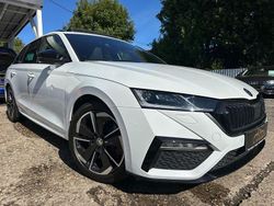 Weiß Gebraucht 2022 Skoda Octavia RS Kombi | 32.900 € (Fairer Preis)