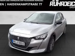 Grau Gebraucht 2023 Peugeot e-208 Allure Kleinwagen | 25.990 € (Etwas zu teuer)