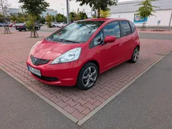 Rot Gebraucht 2011 Honda Jazz S Kleinwagen | 2.990 € (Etwas zu teuer)