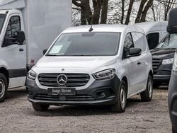 Weiß Gebraucht 2023 Mercedes Citan 112 Van / Kleinbus | 20.647 € (Guter Preis)