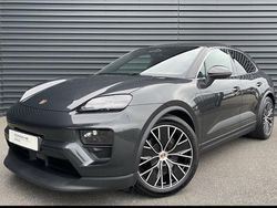 Grau Gebraucht 2025 Porsche Macan 4 Electric SUV | 87.850 €