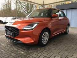 Orange Gebraucht 2024 Suzuki Swift Club Kleinwagen | 16.980 € (Fairer Preis)