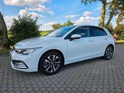 Weiß Gebraucht 2021 VW Golf VIII Pure Limousine | 19.900 € (Fairer Preis)