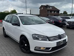 Weiß (candyweiß) Gebraucht 2011 VW Passat Trendline Kombi | 5.500 € (Fairer Preis)
