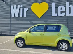 Grün Gebraucht 2008 Daihatsu Sirion Kleinwagen | 2.200 € (Fairer Preis)