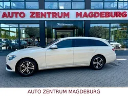 Gelb Gebraucht 2022 Mercedes E200 Limousine | 27.950 € (Fairer Preis)