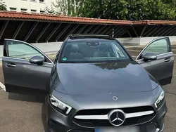 Grau Gebraucht 2020 Mercedes A180 Limousine | 25.500 €