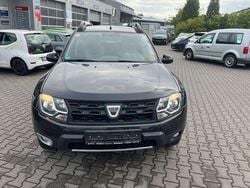 Schwarz Gebraucht 2017 Dacia Duster Black Shadow SUV | 5.999 € (Superpreis)