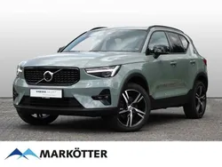 Gruen Gebraucht 2024 Volvo XC40 Plus SUV | 39.980 € (Fairer Preis)