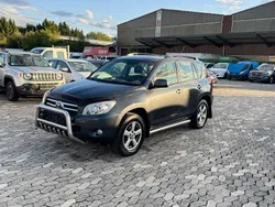 Grau Gebraucht 2006 Toyota RAV4 Executive SUV | 5.950 € (Fairer Preis)