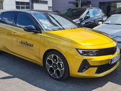 Lackierung amber yellow/typ Gebraucht 2023 Opel Astra Limousine | 29.990 €