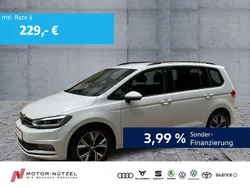 Weiß Gebraucht 2022 VW Touran Comfortline Van / Kleinbus | 22.990 € (Fairer Preis)
