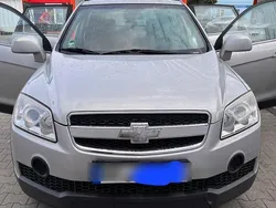 Silber Gebraucht 2009 Chevrolet Captiva SUV | 3.999 € (Fairer Preis)
