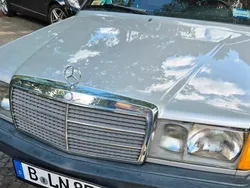 Silber Gebraucht 1985 Mercedes 190 Limousine | 9.999 €