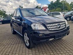 Schwarz Gebraucht 2008 Mercedes ML320 SUV | 9.990 € (Teuer)
