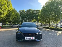 Grau Gebraucht 2024 Cupra Leon VZ Limousine | 28.500 € (Etwas zu teuer)