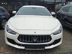 Weiß Gebraucht 2018 Maserati Ghibli Limousine | 19.500 €