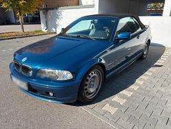 Blau Gebraucht 2001 BMW 325 Cabriolet Cabrio | 4.900 € (Superpreis)