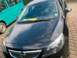 Schwarz Gebraucht 2010 Opel Astra Limousine | 4.200 € (Fairer Preis)