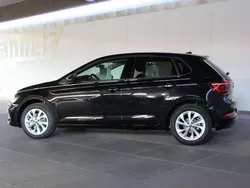 Deepblackperleffekt Neu 2024 VW Polo IQ Drive Kleinwagen | 26.550 € (Guter Preis)
