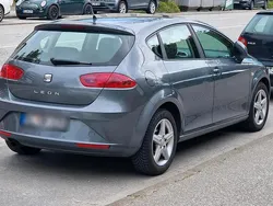 Silber Gebraucht 2012 Seat Leon Limousine | 3.890 € (Guter Preis)