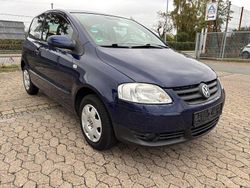 Blau Gebraucht 2005 VW Fox Kleinwagen | 1.200 € (Guter Preis)