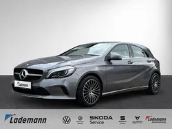 Mountaingrau Gebraucht 2016 Mercedes A200 Urban Van / Kleinbus | 16.478 € (Fairer Preis)